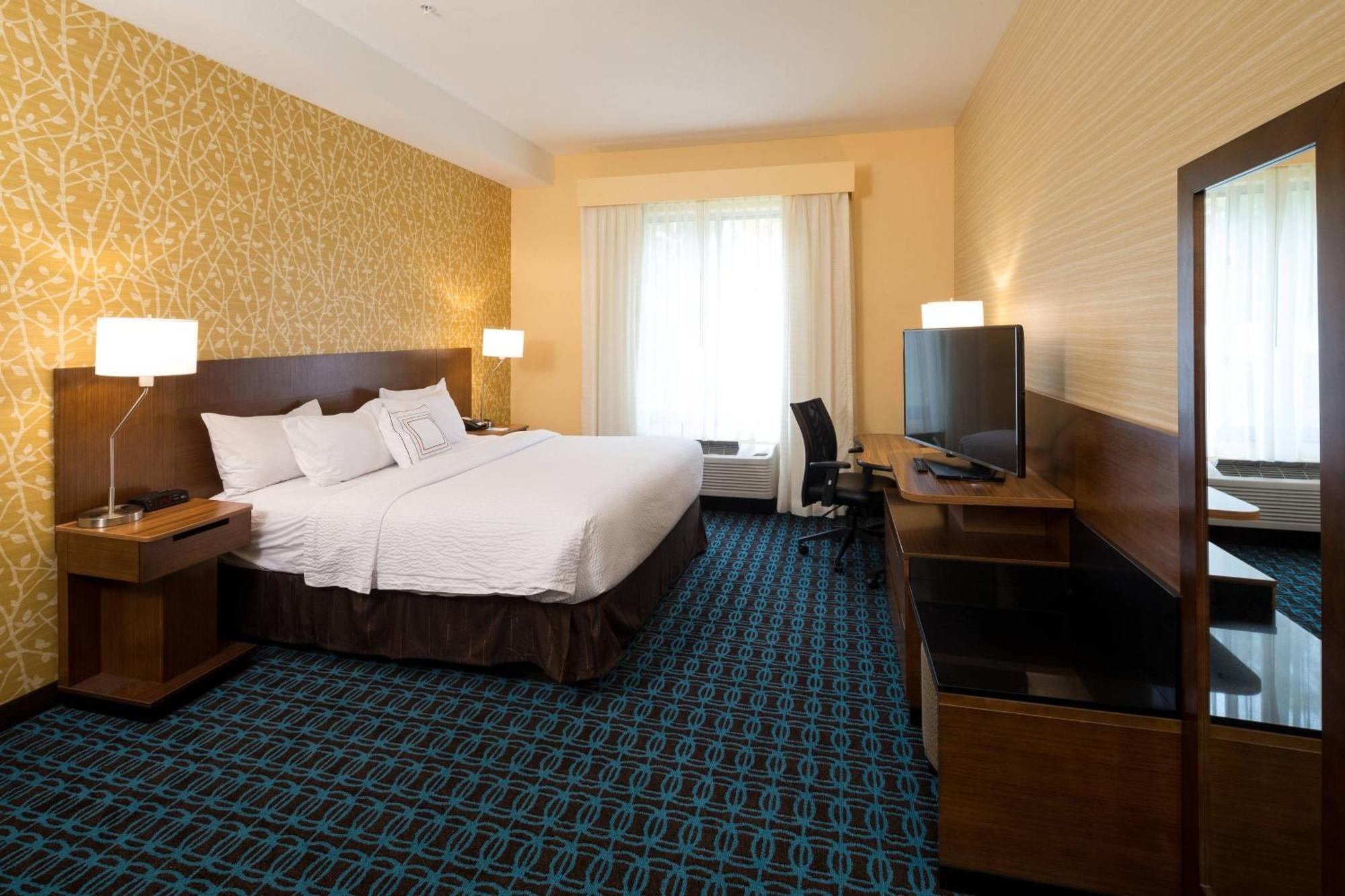 Fairfield Inn & Suites By Marriott Detroit Chesterfield Екстериор снимка